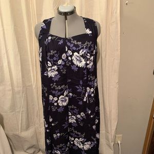 3/$20 NWT Floral Criss-cross Back Sweetheart Dress